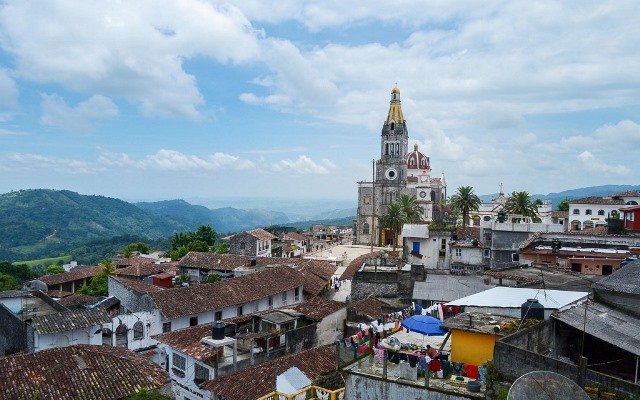 Гуанахуато е град в централната част на Мексико