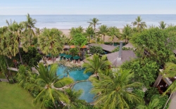 Legian Beach Hotel 4*