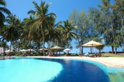 Bluebay Beach Resort & Spa 4*